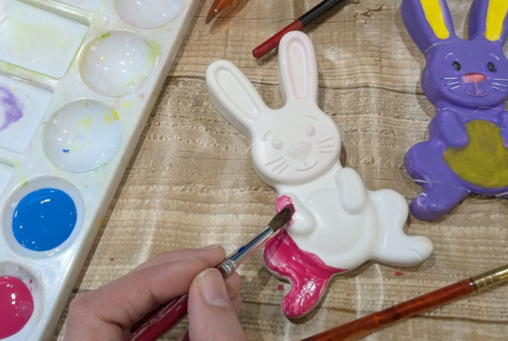 Painting a bunny figure