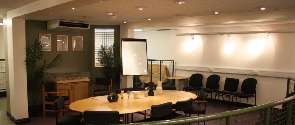 Meeting room (20 people)