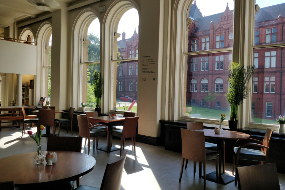 Café / Welcome Space (80 people)
