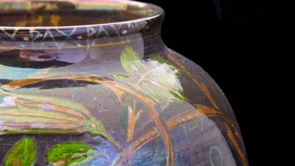 Pilkington's peace vase